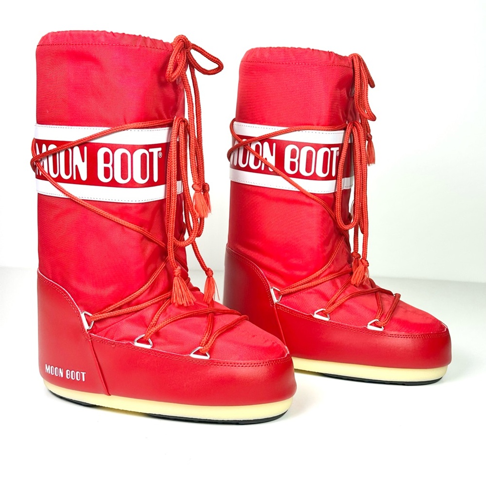 Moon Boots Icon Snow Boots Red NEW Unisex EU 35/38 or U.S. 3 or 5/6